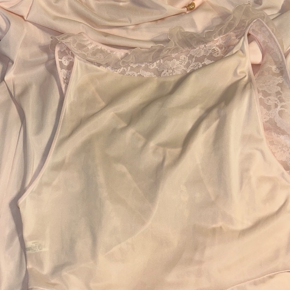 Shadowline Soft Pink Lace Trim Robe and Nightgown Set. Size S.  Vintage. - Picture 12 of 12